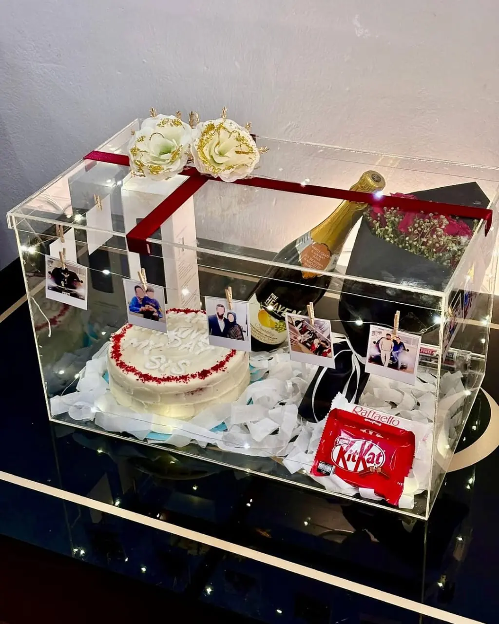 Valentine Acrylic Gift Lahore - TheFlowersDelivery.com
