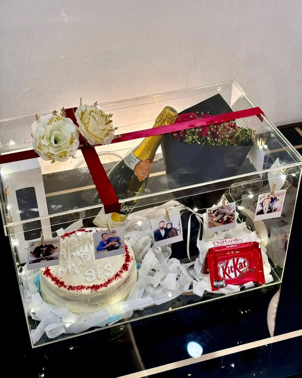 Valentine Acrylic Gift Lahore - TheFlowersDelivery.com