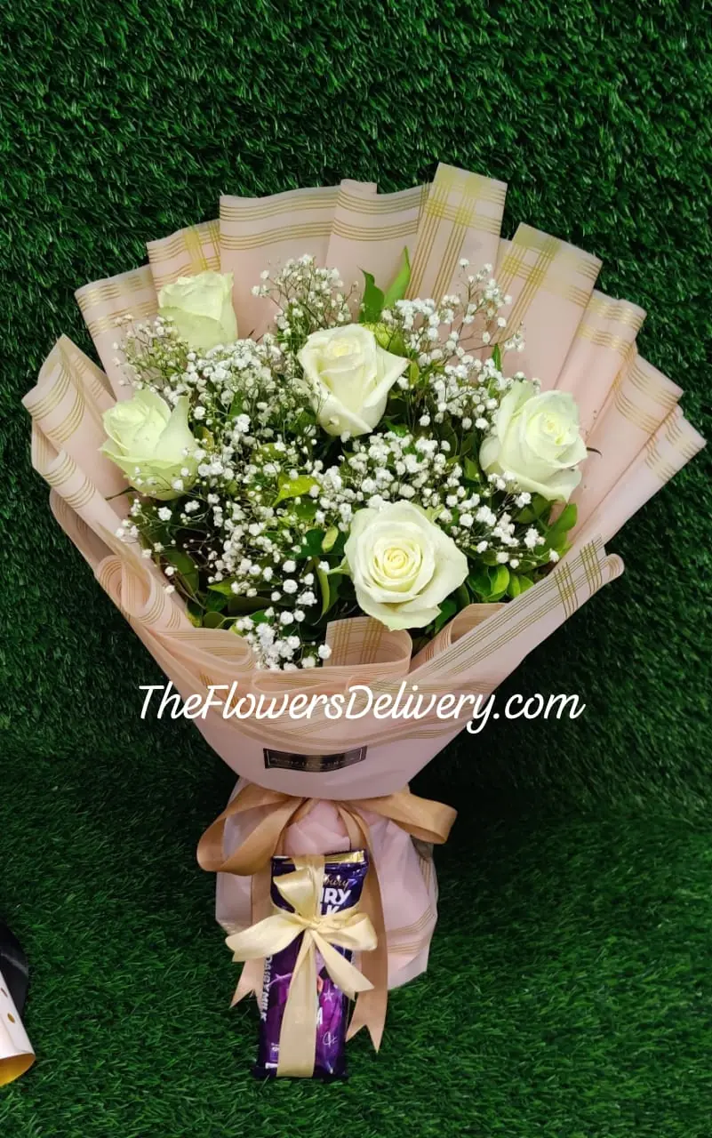 Floral Art Bouquet Lahore - TheFlowersDelivery.com