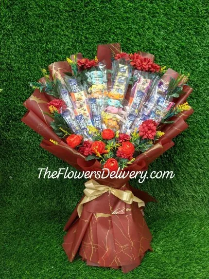 Flower Candy Bouquet Lahore - TheFlowersDelivery.com