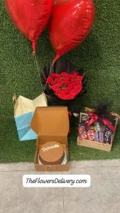 Valentines Flowers and Cake Delivery Lahore - TheFlowersDelivery.com