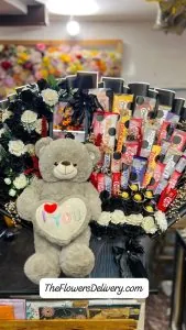 Imported Chocolate Gift Box Lahore - TheFlowersDelivery.com