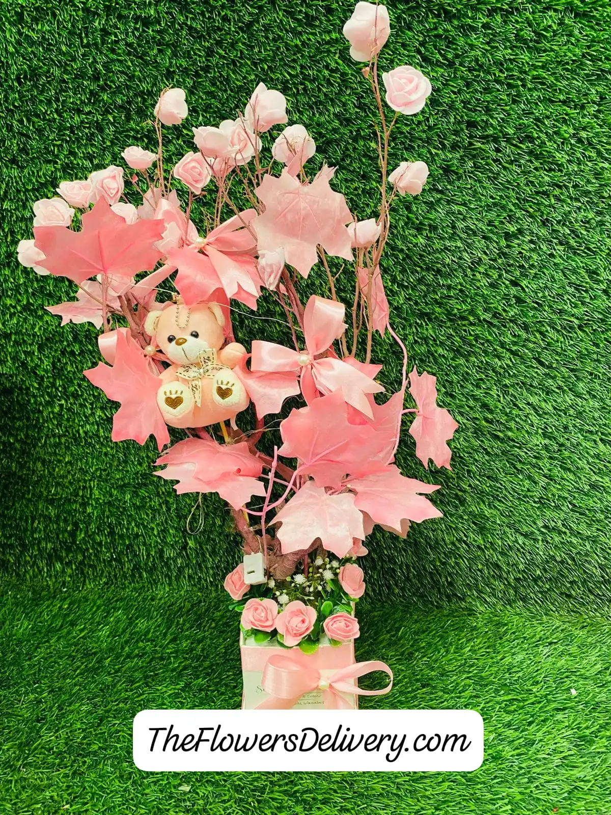 Artificial Flowers Arrangement Lahore - TheFlowersDelivery.com