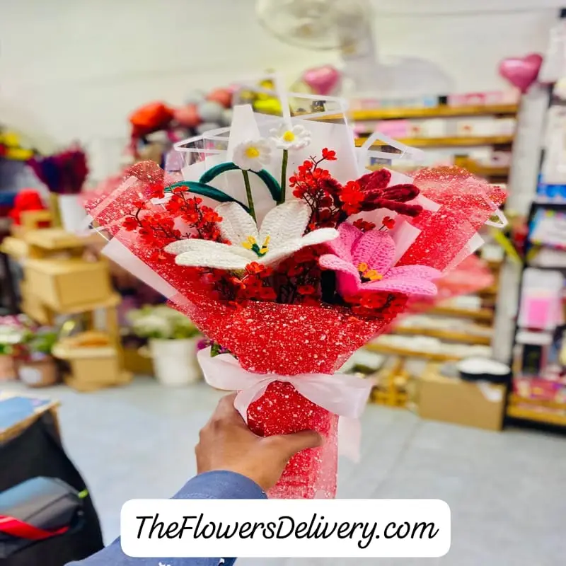 Buy Mother's Day Flowers Lahore - TheFlowersDelivery.com