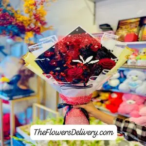 Crochet Flowers for Mother's Day Lahore - TheFlowersDelivery.com