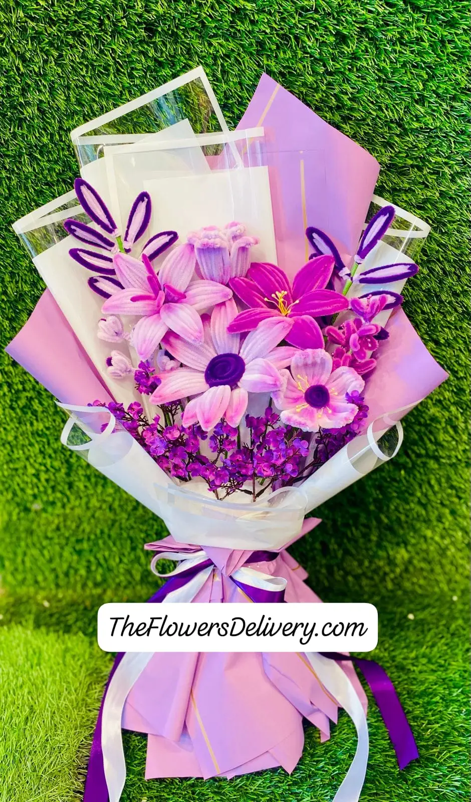 Flower Bouquet for Mother's Day Lahore - TheFlowersDelivery.com
