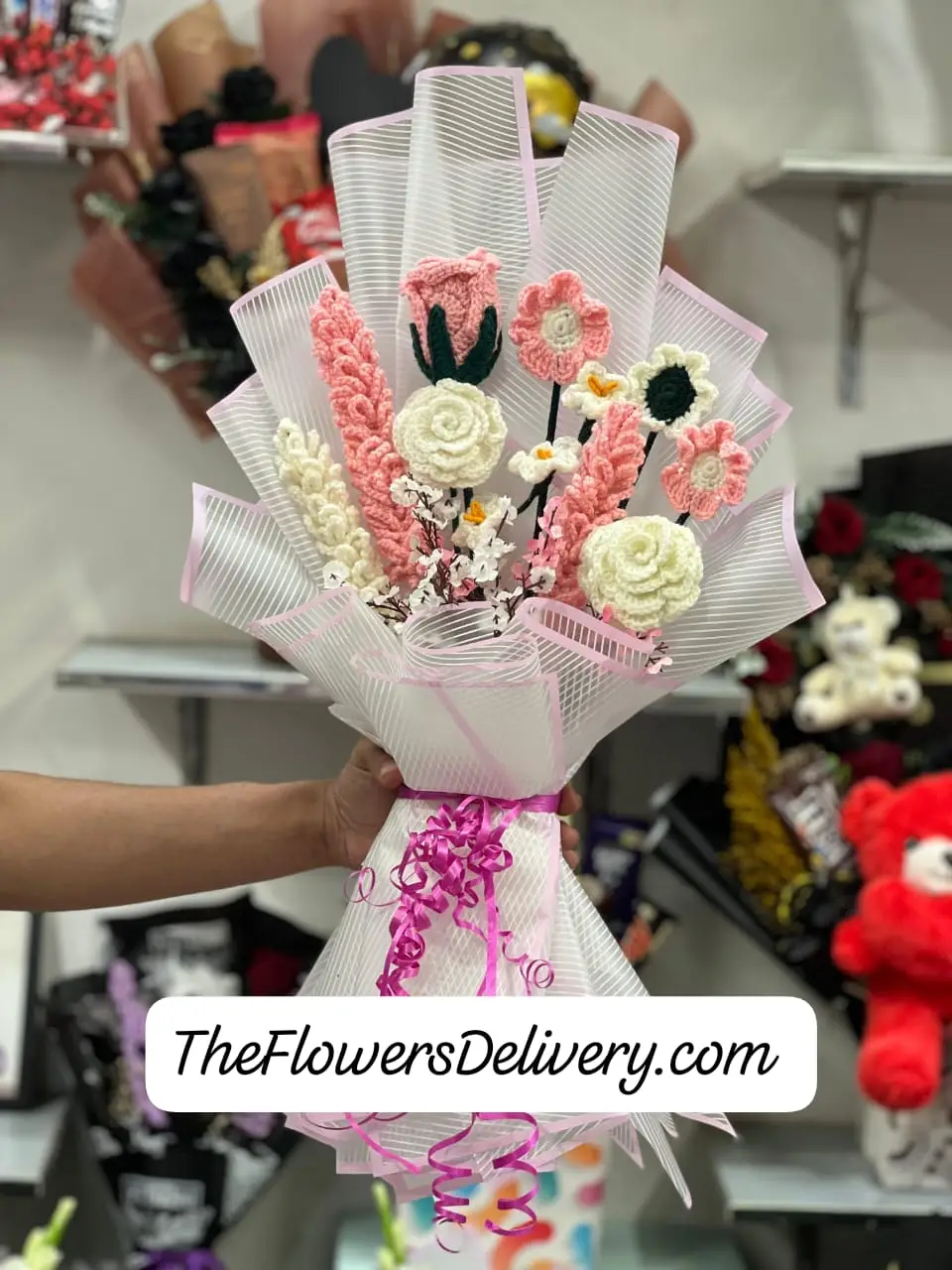 Crochet Mother's Day Flowers Lahore - TheFlowersDelivery.com