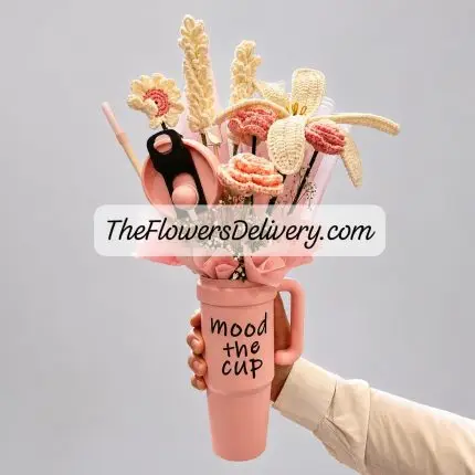 Crochet Flower Mug Lahore - TheFlowersDelivery.com